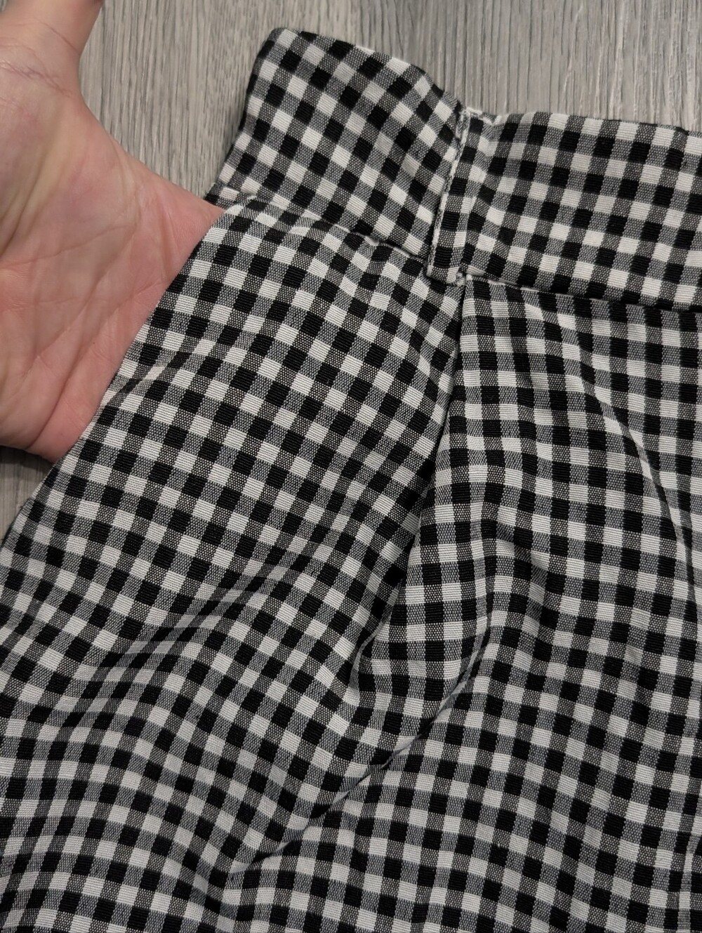 Black White Gingham Bermuda Shorts Medium Cottagecore Soft Goth Retro - Picture 4 of 12